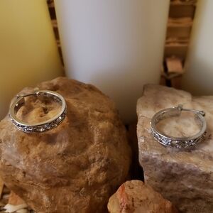 Silver Daisy hoop Earrings